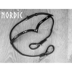 Bridle with a white stones