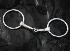 Single broken bit with copper threads